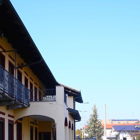 Albergo Vecchio Pavone Borgaro Torinese Zewnętrze zdjęcie