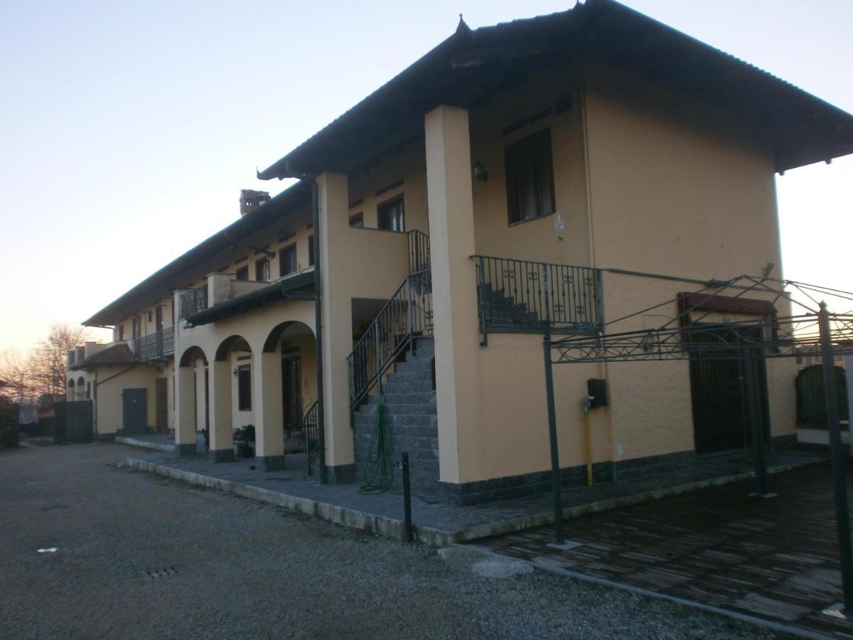 Albergo Vecchio Pavone Borgaro Torinese Zewnętrze zdjęcie
