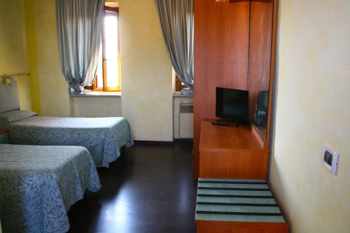 Albergo Vecchio Pavone Borgaro Torinese Zewnętrze zdjęcie